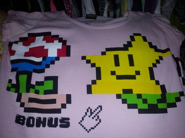 gabeelina's tweet photo. #PlayerasGeek #MarioBros #Pixel #Geekette @pacoragageles :) otra playera! http://t.co/RYuNfOe2YJ