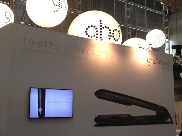 AnnaLogan_'s tweet photo. @JoMartinghd @robertkovacs8 @ghdhair_aus @ghd thanks Jo, we're set for a big weekend of #HairExpo2013 #ghdeclipse http://t.co/AXDzNyBmdj