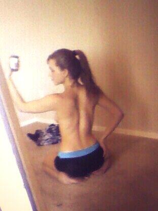 Back muscles <3 http://t.co/Oe7kxIZiEF