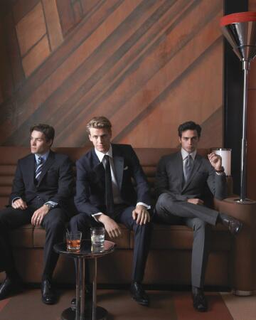 ProtocoloVE's tweet image. A los #almuerzos concurren los invitados con trajes (semi-formal affair suits) #protocolo #etiqueta