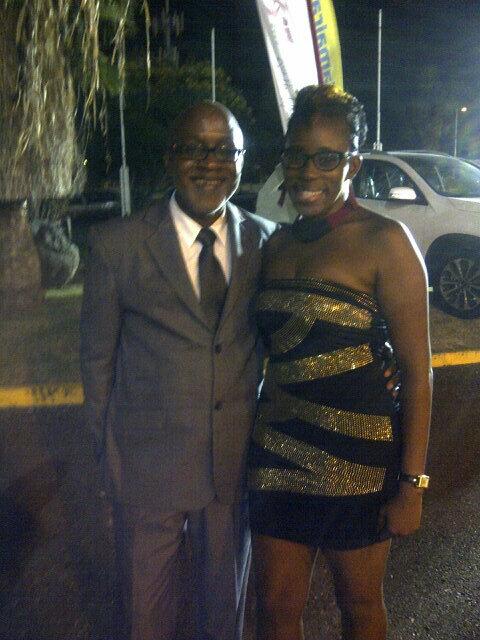 headoverheelsja's tweet photo. Miss Head over Heels and Mr. CFW in living colors. http://t.co/QwgSRnKdL1