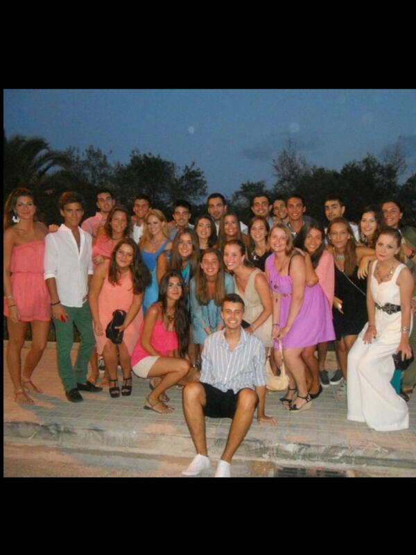 TurielVic's tweet image. Necesito verano!!! #MARENY