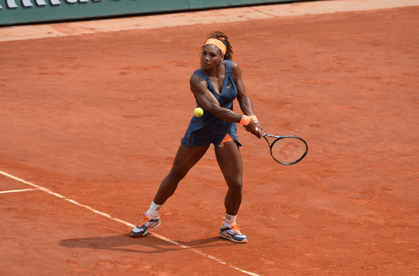 rolandgarros's tweet photo. For Serena, a 16th major w/ her #RG13 win and now the oldest RG women's champ in the Open Era: http://t.co/BrTrTAuQ6G http://t.co/VwnGWO6gtc