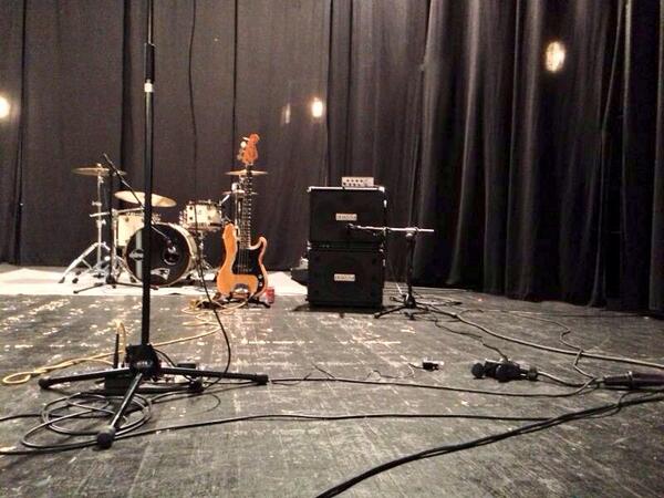 Increíble escenario para el concierto de esta tarde en el Teatro Villa de Móstoles.