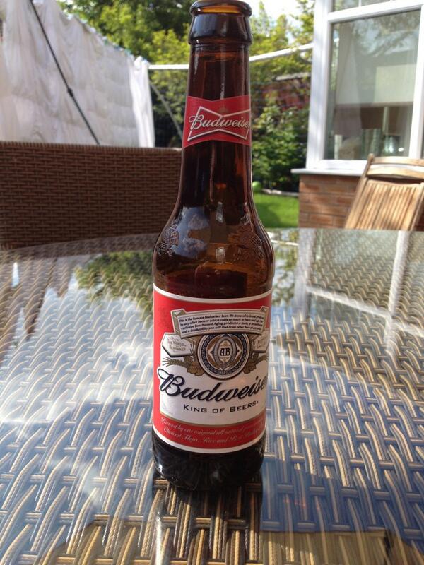 Sunshine, beer, BBQ and absolute radio 90's. Does it get any better? #thisisthelife