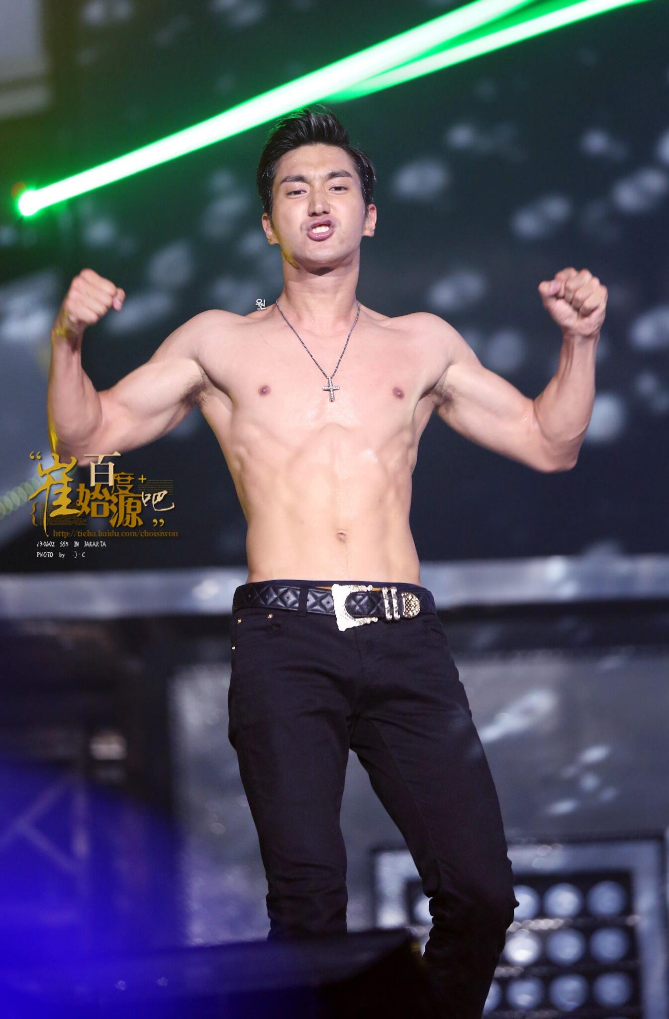 최시원 ChoiSiwon 崔始源 on X: "[PIC] Shirtless Siwon on SS5jkt day 2 - 당신은 섹시해요  *_* [cr Choi Siwon baidu bar] http://t.co/rJjkGAftde" / X