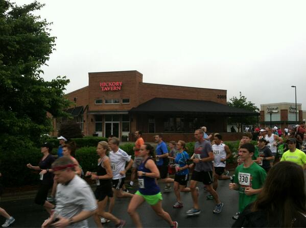 HT_Mallard's tweet photo. Hickory Tavern-
Supporting our local charities!
University 5k http://t.co/DpThH3rjHA
