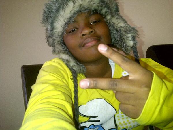 Chowader's tweet image. @arianavanillia am I cute