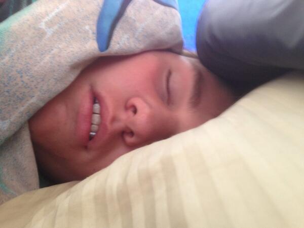 k_bouvier's tweet photo. Eventful senior skip day and even better sleep with this guy ;) @TacoBell68 http://t.co/MEEVP8uqNA