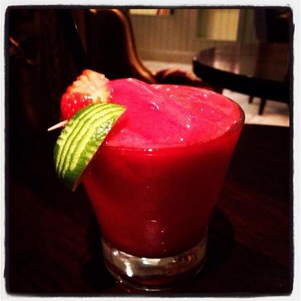 PLASTIK__'s tweet photo. #cocktails http://t.co/XqRnyRJIIo