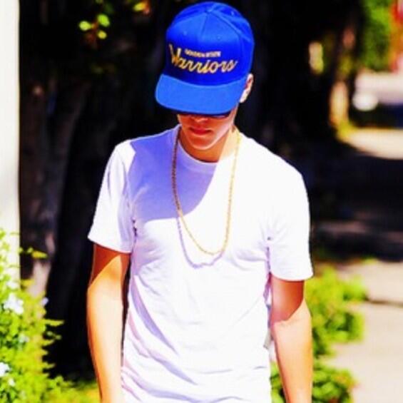 luvyoujb2's tweet photo. Luv you @justinbieber http://t.co/HEB1iehsVx