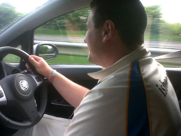 tomyards's tweet image. Loves a drive in his whites #nananananananananana @highwaycc2012