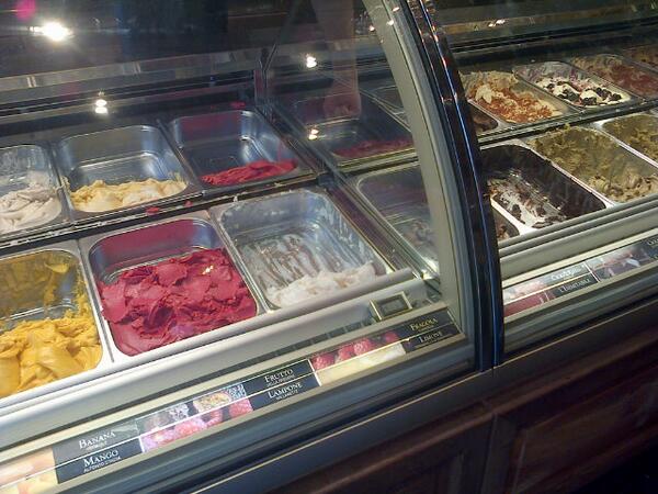 Amazing ice-creams on <a href="/kingsroad/">Kings Road</a> <a href="/amorinoUK/">Amorino UK</a> yummmm