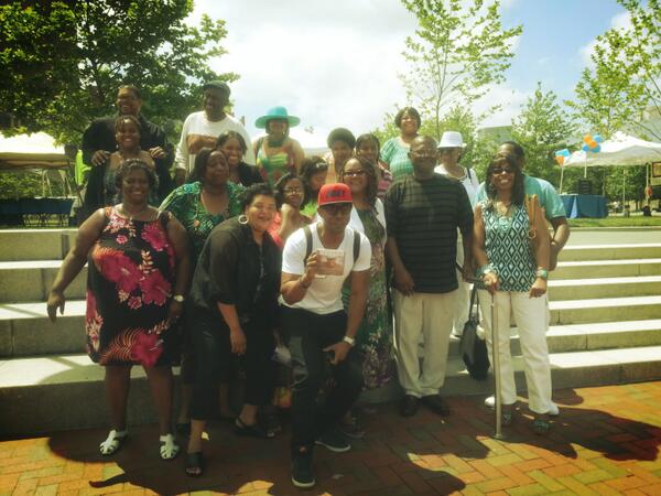 JMPPROMG's tweet photo. Fans with JAVEN after cruise http://t.co/BaRMKgth1d