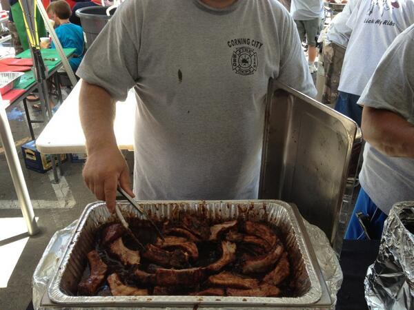 PGE_NoVlySierra's tweet image. Rib benefit 4 #Handi-Riders @ RollingHills in #CorningCA until 4 pm today. All-can-eat ribs for $15 cooked by volntrs