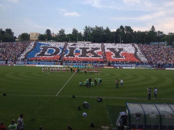 ProFootball_'s tweet image. 20,000 fans came to Marek Jankulovski´s final match in Bazaly today... THANKS!