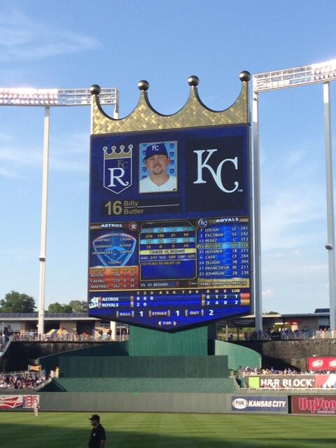calake's tweet photo. Royals baby! http://t.co/d4FfldxuNW