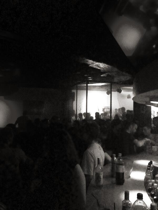 DJ_YAY's tweet photo. Ça s énerve aussi ici @DjnicoDecarli http://t.co/9EomaOqhUJ