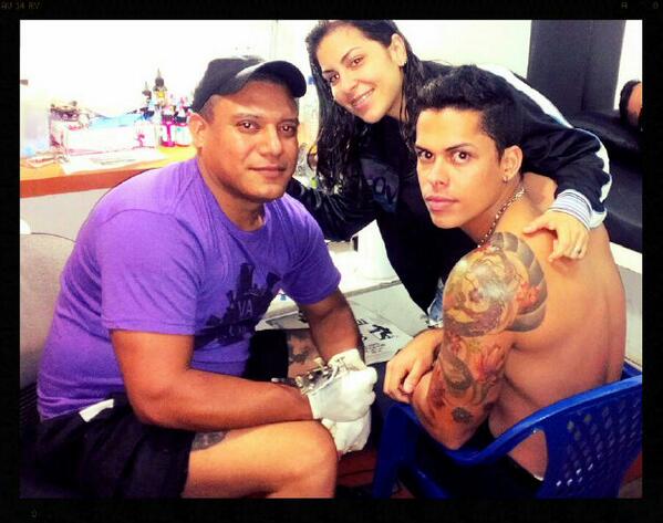 KeystarsMQ's tweet image. #Tattooposes Rodolfo Royett