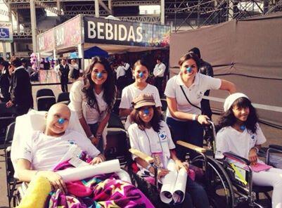 1D_Acabatelo's tweet image. #directioners ya están listas para cantar a todo en el Foro Sol del DF #1DenMéxico #WelcomeToMexicoOneDirection