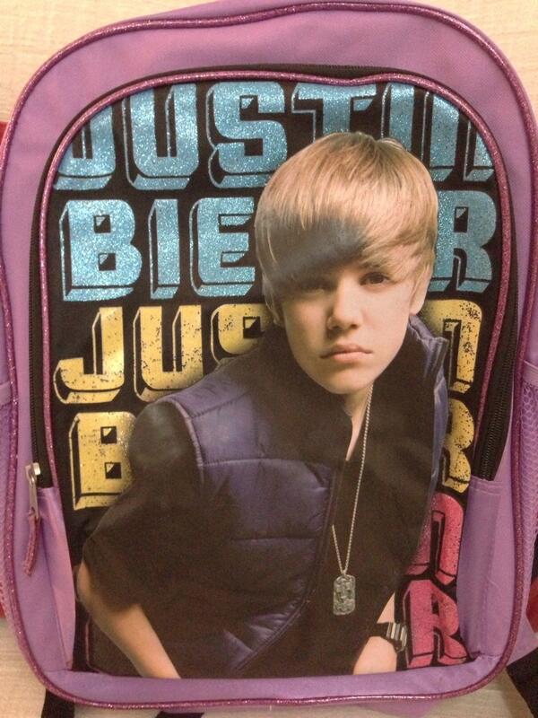 foreststyIes's tweet photo. 70 rts and I'll wear that for school tomorrow with proof http://t.co/DJRJBs21SB