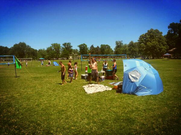 DenverVBQ's tweet image. 2 nets up, ready to go!