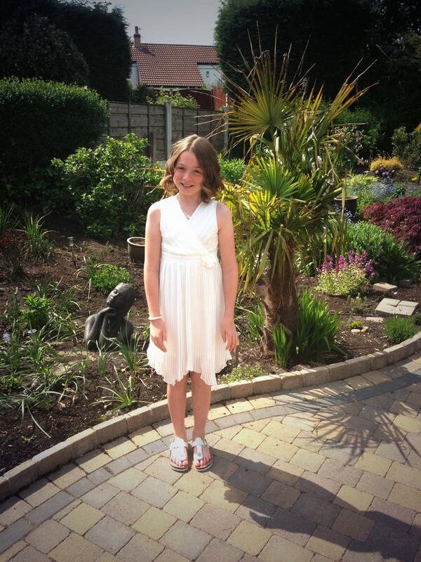 klmcintosh1983's tweet photo. My beautiful girl on her confirmation day #priceless #beautiful #princess @meganleanne2002 http://t.co/Vl62JYaGgb