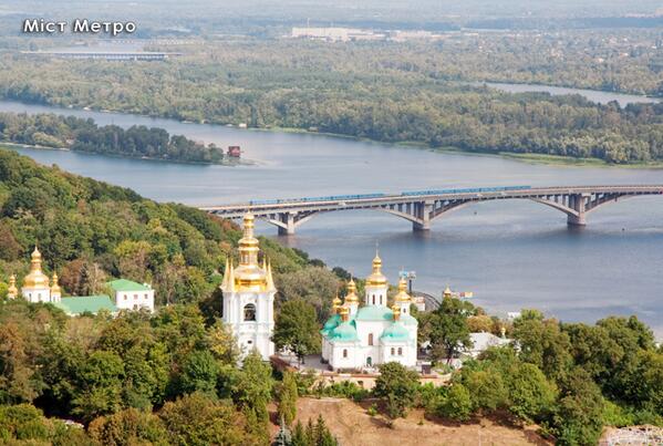 Metro_Kiev's tweet photo. Киевское метро в фотографиях: "Мост метро" http://t.co/aFi5tWvzAh
