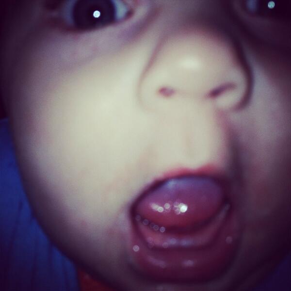 Baabydee_416's tweet image. #firstteeth #growingboy #proudmommy
