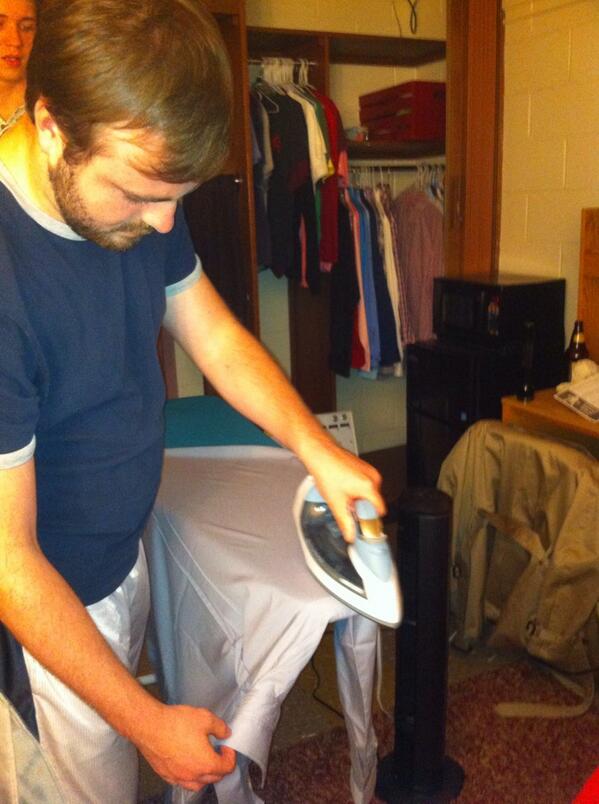 AlphaSig_EK's tweet image. Brother Dampf learning how to iron! #interviewstatus
