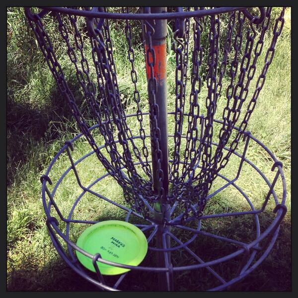 Hot day at #creeksidepark playing #discgolf and aced hole 11 with star #teerex