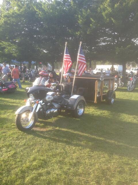 portlandlimos's tweet image. RT @portlandlimos: Portland Motorcycle Hearse owned by In Style Limousine....