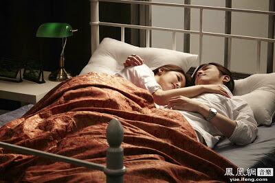 AllKpopFandomID's tweet photo. [Pict] Foto ‘Adegan Ranjang’ 4minute Jihyun &amp; M4M Jimmy Menarik Perhatian (cr. Koreanindo) http://t.co/YHTZ8mdKbP