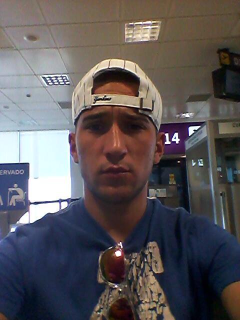 SorribesAlberto's tweet photo. Ya en el aeroport direccio eivisa http://t.co/gqDFoMhq2u