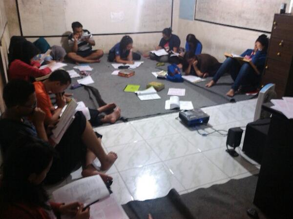 msahroni25's tweet image. Time to scoring guys #alumnitest #toeflitp