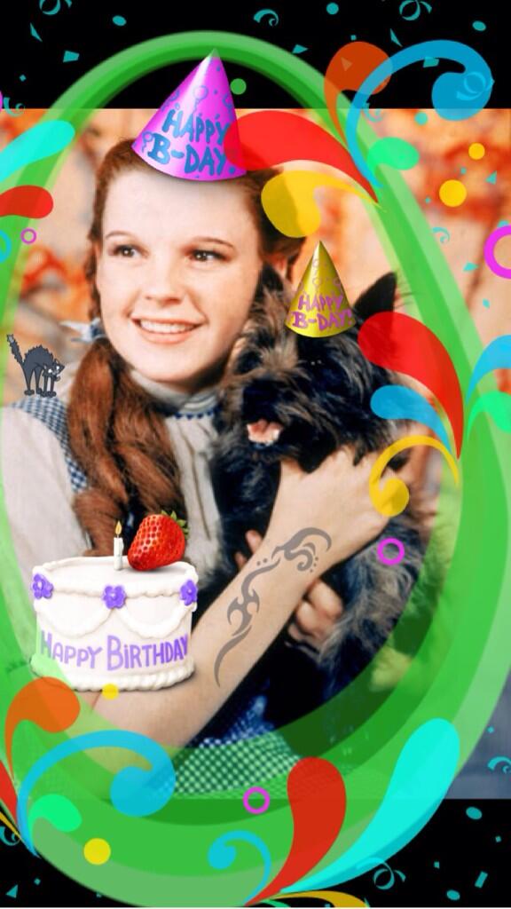 PixiesApp's tweet image. #happy #birthday to Judy Garland. Dorothy from the #WizardOfOz #movie #classic