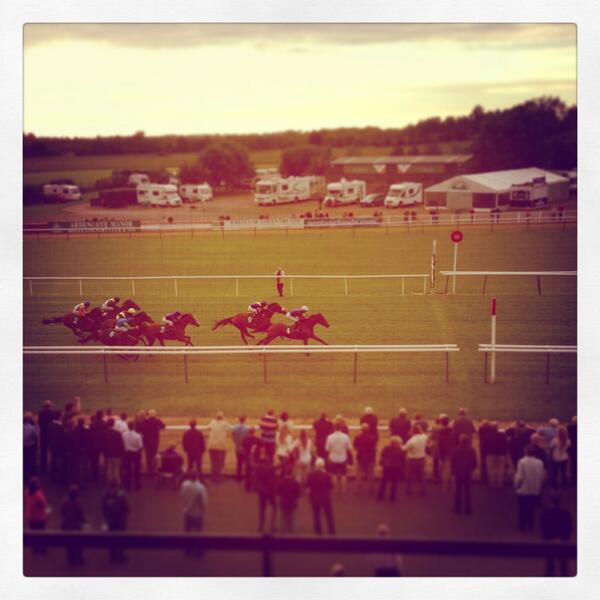 #UWMFCRaceNight fancy photo courtesy of @FLEBond #races #dolla #bevaraginis