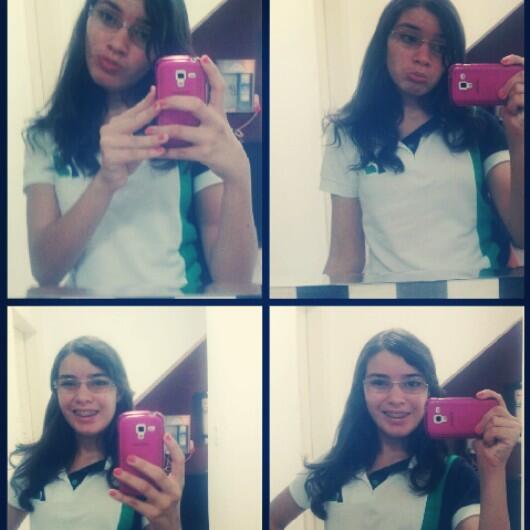 AmandaHelen9's tweet photo. Esperando a dentista (: http://t.co/lcN96EMldK