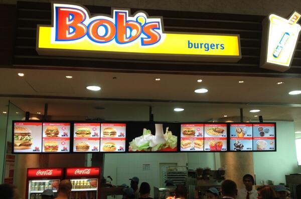 O Menu Full Digital do Bob's do aeroporto Santos Dumont (RJ) deixou a loja ainda mais moderna, né? #feitopeladntv