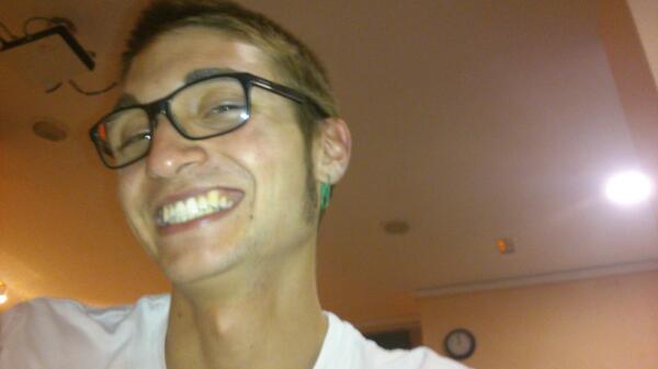 Este es el <a href="/PorroVerde/">porro</a> que todos conocemos,  LA MOFA (en mayúsculas)