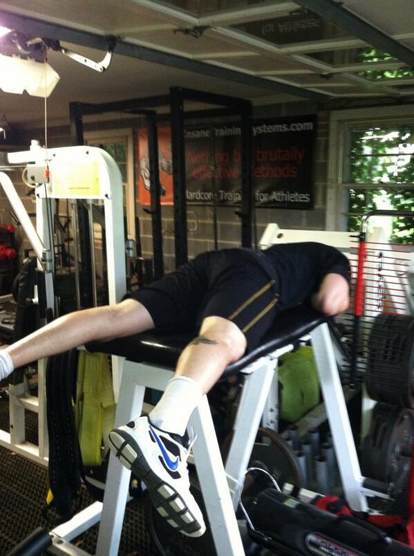 Insane_Training's tweet image. This is what a tough leg day at the #StrengthLab will make you do!!! LOL @CarlyleTanner