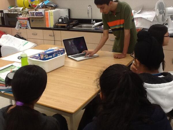 _PhilYoung's tweet image. Ryan talking about #blackholes #conferencestyle @TreelinePDSB @TinaGodsoe