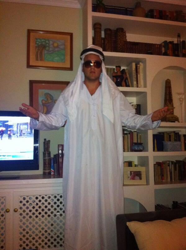 alvaroarenas69's tweet photo. 100 rt hasta el viernes, vengo de jeque el viernes http://t.co/TJFe0GhLVT