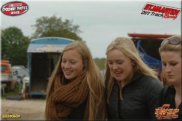 Murkhoogma's tweet photo. @Emmyvdwal  bist zelf ik oppe foto zetten http://t.co/jvL5r3yhch