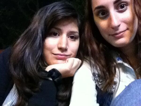 mylifeasrita's tweet photo. un saluto all' @ItalianFamily da me e @FlorenciaNGomez http://t.co/MR4TdRsxG8