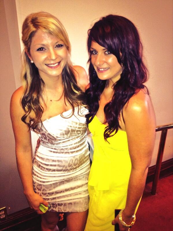 MissMaya87Xo's tweet photo. Graduation Day... Could not have done it without this girl. #Loveher http://t.co/h0jjsjJkcG