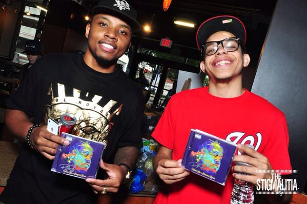 GAFollowers's tweet photo. Us with our @BigBoi signed copies of #VLADR. Make sure you get your copy! #GASupport http://t.co/OEHJFDlbPE