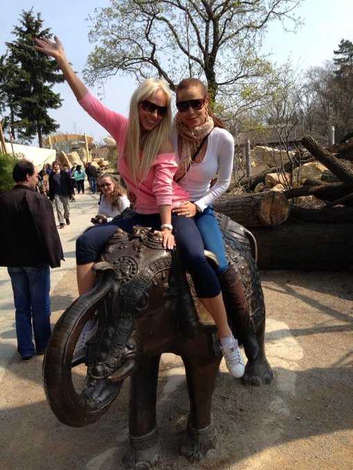 With Satin Bloom in a Prague ZOO this Spring. http://t.co/QrbyNCR8ZW<a href="/tag/girlongirl"class="tags"><span>#girlongirl</span></a>
