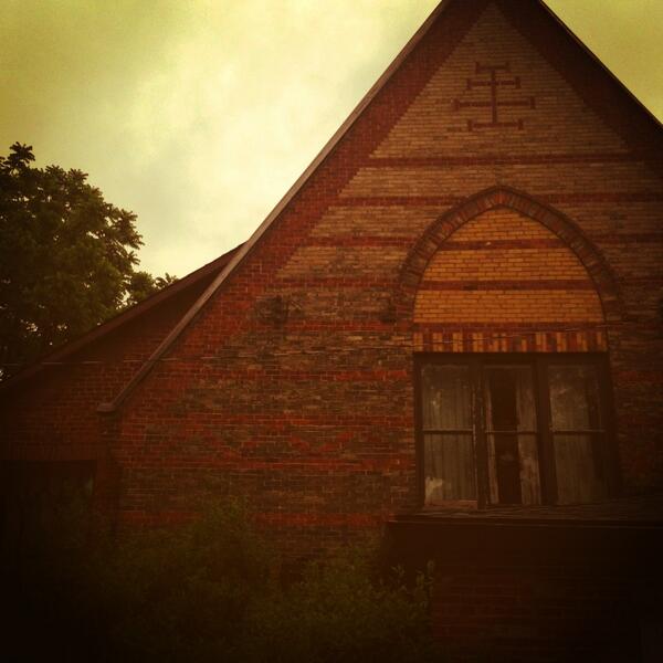 totallyDusted's tweet photo. Recording tracks for our new record at #davenewfelds beautiful church! http://t.co/Mu86F4xDQk