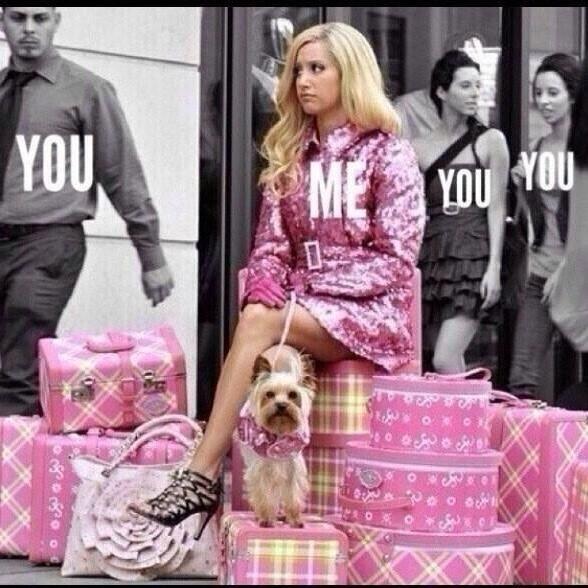 ThatPrincess_13's tweet image. It's a princesses job to sparkle in a crowd.